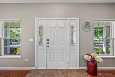 1075 Robinson Street, Elburn, IL 60119 - Photo 7