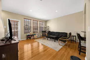 706 E Wing St, Arlington Heights, IL 60004 - Photo 3