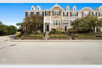 706 E Wing Street, Arlington Heights, IL 60004 - Photo 1