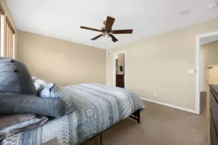 706 E Wing St, Arlington Heights, IL 60004 - Photo 11