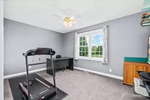 40W850 Stonecrest Dr, Elgin, IL 60124 - Photo 19