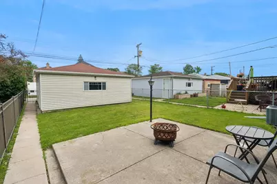 3737 N Cumberland Avenue, Chicago, IL 60634 - Photo 29