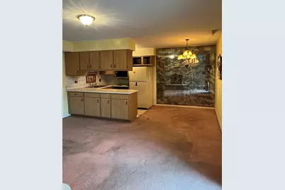 8210 Elmwood Avenue #403, Skokie, IL 60077 - Photo 3