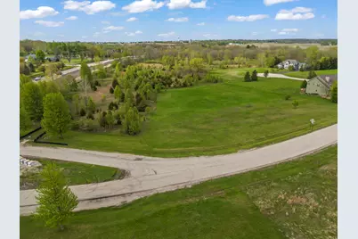 8032 Shadow Creek Lane, Yorkville, IL 60560 - Photo 11