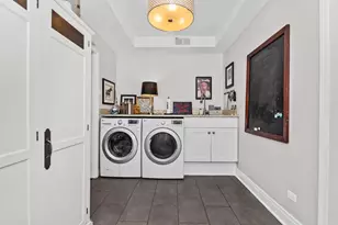 415 Ashland Ave, Evanston, IL 60202 - Photo 11