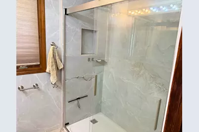 1009 S Ahrens Avenue, Lombard, IL 60148 - Photo 11