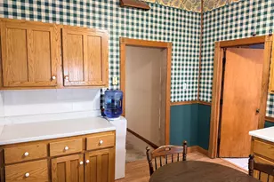 828 Tonti St, Lasalle, IL 61301 - Photo 9