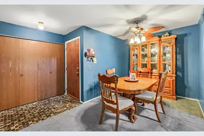 1059 Southbury Lane, Wheeling, IL 60090 - Photo 5