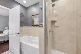 5055 N Clark St, Chicago, IL 60640 - Photo 23