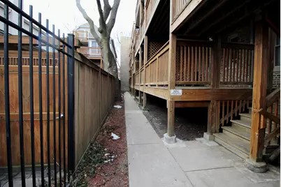 1901 W Newport Avenue #2, Chicago, IL 60657 - Photo 21