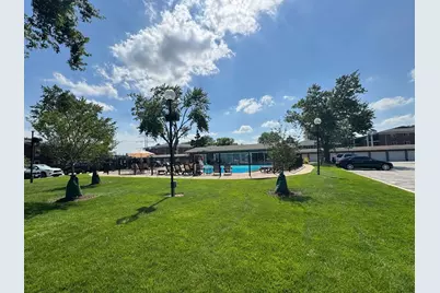 1910 W Hatherleigh Court #2C, Mount Prospect, IL 60056 - Photo 11