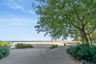 5801 N Sheridan Rd, Chicago, IL 60660 - Photo 25