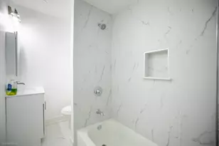 2654 N Lincoln Ave, Chicago, IL 60614 - Photo 17