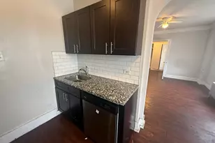 6748 N Ashland Ave, Chicago, IL 60626 - Photo 5