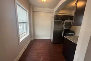 6748 N Ashland Ave, Chicago, IL 60626 - Photo 7