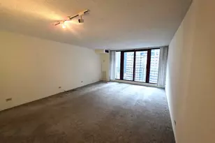 200 N Dearborn St, Chicago, IL 60601 - Photo 17