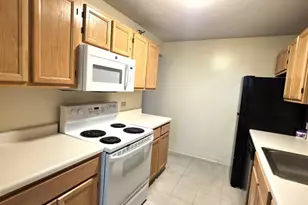 200 N Dearborn St, Chicago, IL 60601 - Photo 13