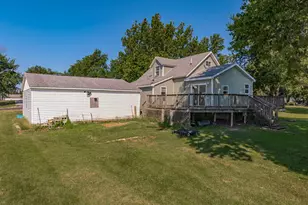 55 Maple St, Saunemin, IL 61769 - Photo 3