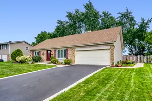 3455 Treaty Ln, Hoffman Estates, IL 60192 - Photo 37