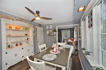 733 E Main Street, Ottawa, IL 61350 - Photo 9