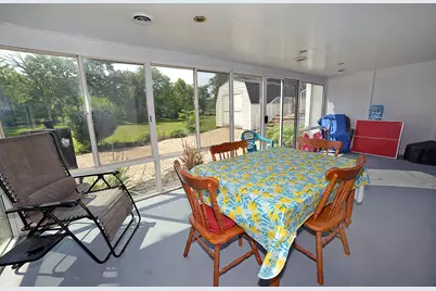 733 E Main Street, Ottawa, IL 61350 - Photo 23