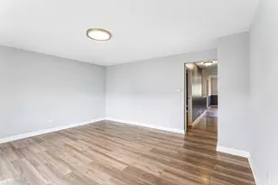 9616 Bianco Terrace, Des Plaines, IL 60016 - Photo 11