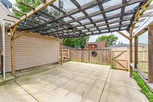 8728 S Rockwell Ave, Evergreen Park, IL 60805 - Photo 19