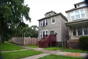 8426 S Brandon Ave, Chicago, IL 60617 - Photo 1