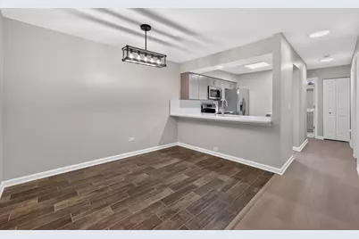 718 Rodenburg Road #206, Roselle, IL 60172 - Photo 11