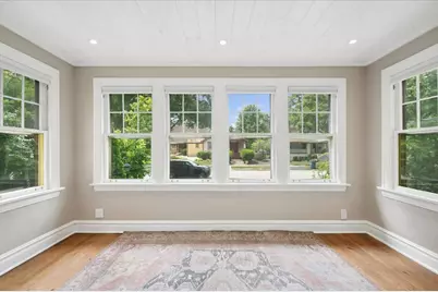 285 N Larch Avenue, Elmhurst, IL 60126 - Photo 9