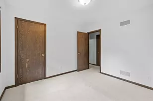 509 Blaine St, Yorkville, IL 60560 - Photo 11