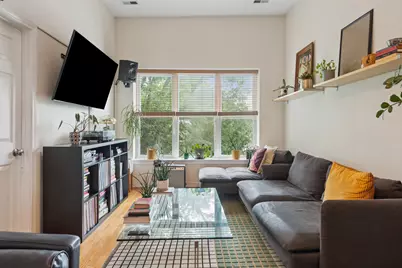 2607 N Hamlin Avenue #3, Chicago, IL 60647 - Photo 3
