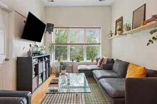 2607 N Hamlin Ave, Chicago, IL 60647 - Photo 3
