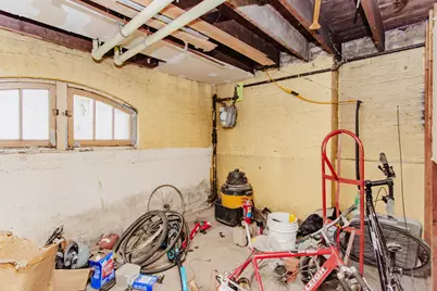 5129 W George Avenue, Chicago, IL 60641 - Photo 25