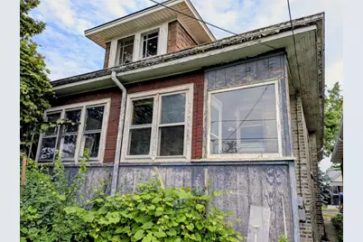 5129 W George Avenue, Chicago, IL 60641 - Photo 5