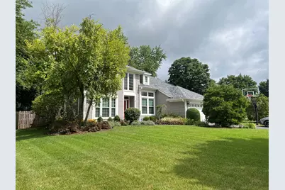149 Napier Court, Vernon Hills, IL 60061 - Photo 1