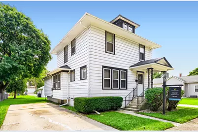 709 Center Street, Waukegan, IL 60085 - Photo 3