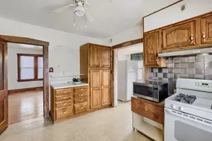 709 Center St, Waukegan, IL 60085 - Photo 17