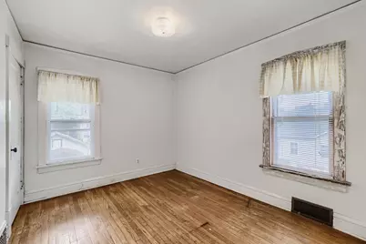709 Center Street, Waukegan, IL 60085 - Photo 23