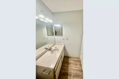 108 Glengarry Drive #304, Bloomingdale, IL 60108 - Photo 5