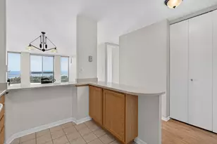 1660 N La Salle Dr, Chicago, IL 60614 - Photo 7