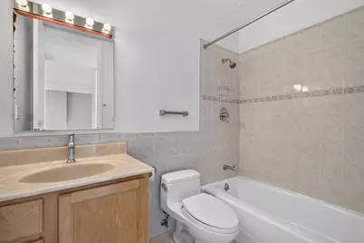 1660 N La Salle Drive #1807, Chicago, IL 60614 - Photo 9