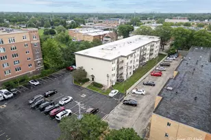 8232 Niles Center Rd, Skokie, IL 60077 - Photo 3