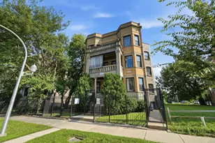 1517 E Marquette Rd, Chicago, IL 60637 - Photo 3