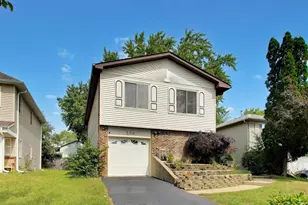 530 Princeton Dr, Bolingbrook, IL 60440 - Photo 3