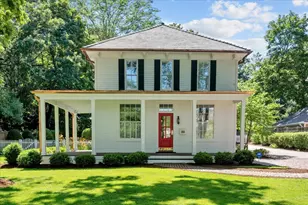 464 Oakwood Ave, Lake Forest, IL 60045 - Photo 1