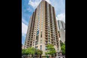 70 W Huron St, Chicago, IL 60654 - Photo 1