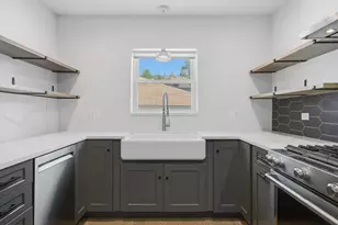 940 N Oak Park Ave, Oak Park, IL 60302 - Photo 15