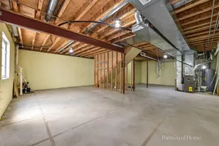 8426 Dawn Ln, Darien, IL 60561 - Photo 11