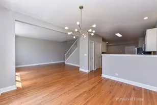 8426 Dawn Ln, Darien, IL 60561 - Photo 15